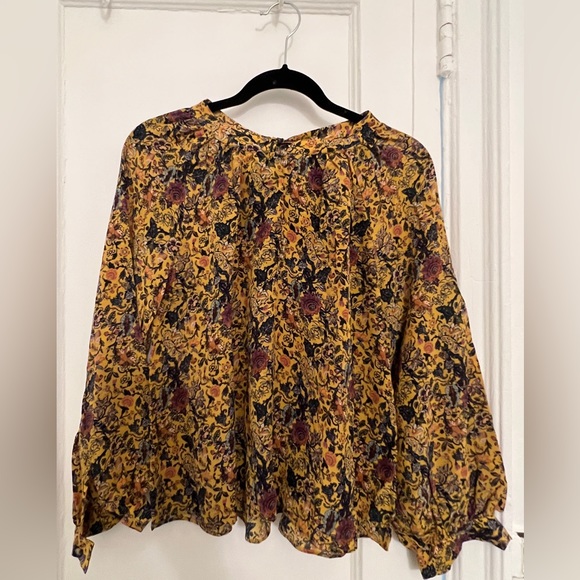 Slip ou gilet en charmeuse de soie à imprimé floral en biais des années